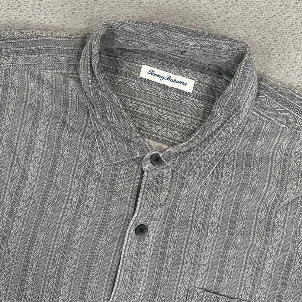 Tommy Bahama 100% Silk Shirt Mens XL Grey Short Sleeve Button Stripe Geometric